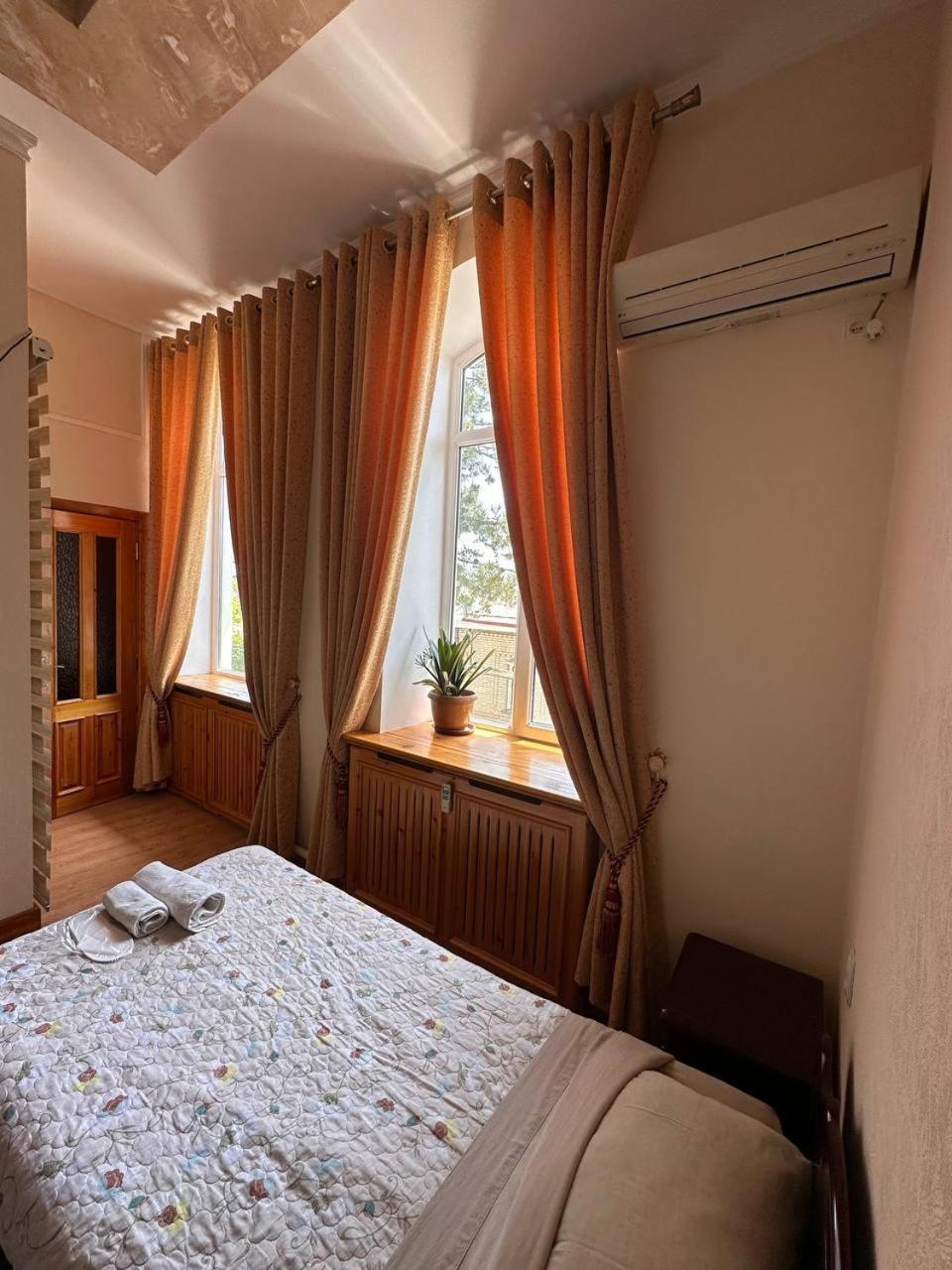 Hotel Latif Samarkand Esterno foto