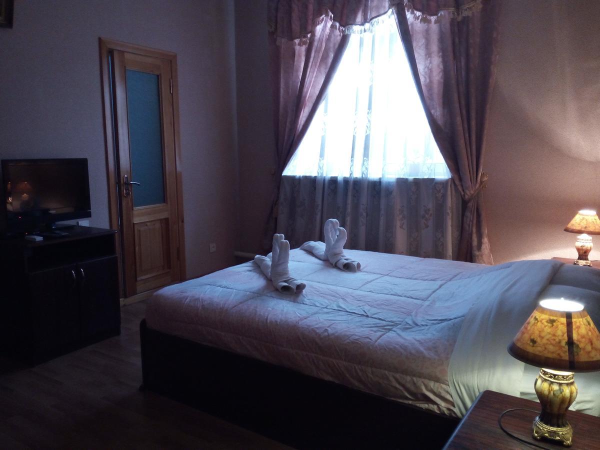 Hotel Latif Samarkand Esterno foto